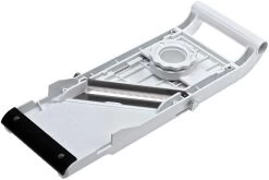 Mandoline Benriner Super, 951110, 9,5 Cm 11 Mandoline Benriner Super, 951110, 9,5 Cm -Couteaux Soldes BEN951110 03 benriner mandoline super ben951110 03